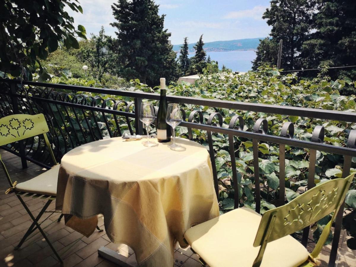 Apartments Matejcic Crikvenica Eksteriør billede